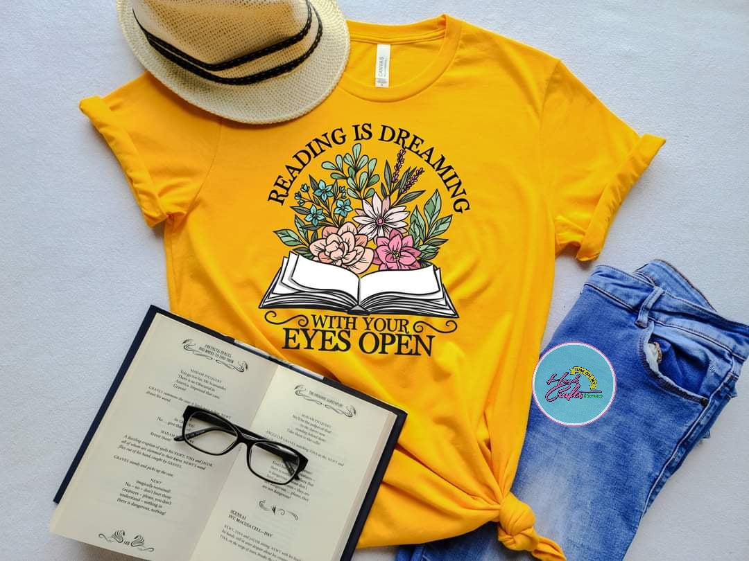 Reading Is Dreaming | T-shirt