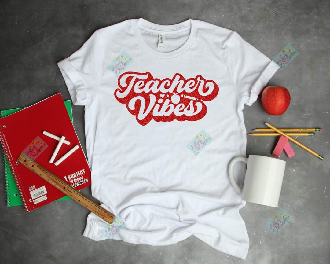 Teacher Vibes | T-shirt