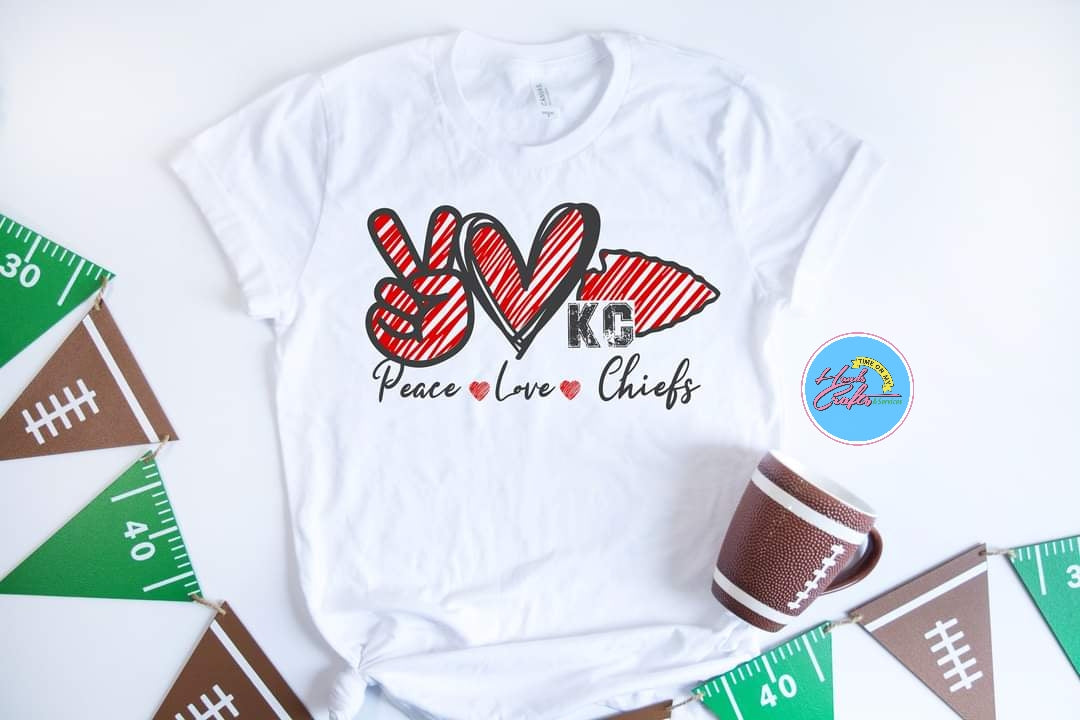 Love, Peace & Chiefs | T-shirt